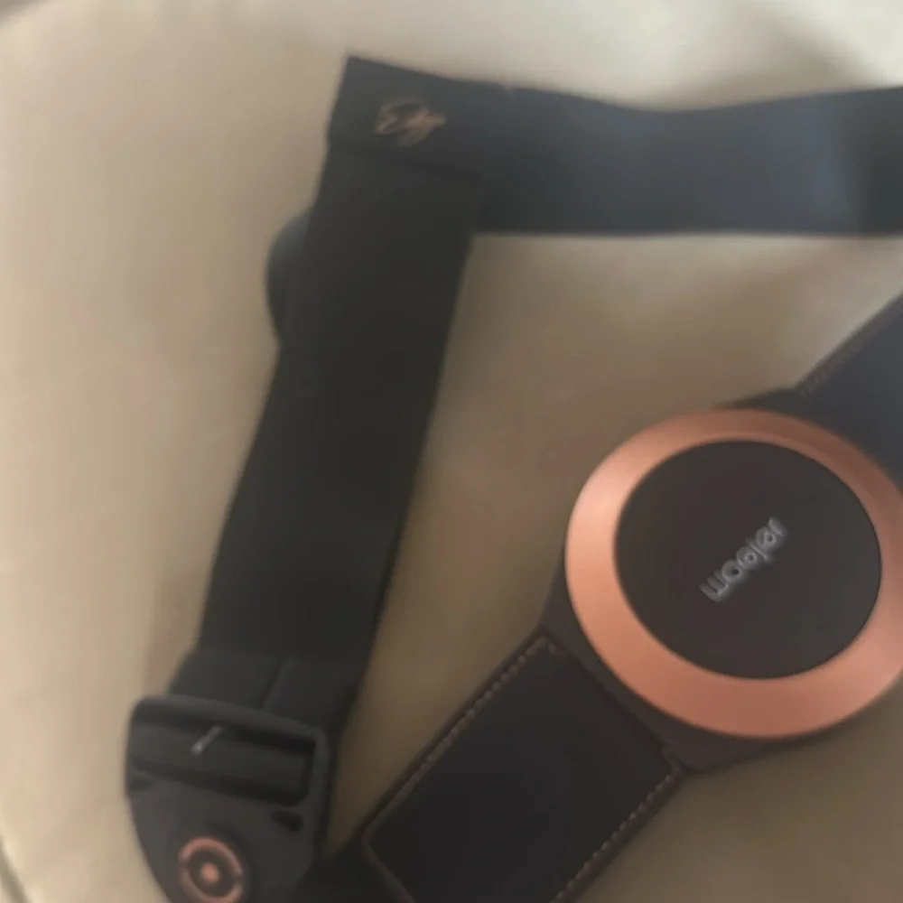 Woojer edge strap